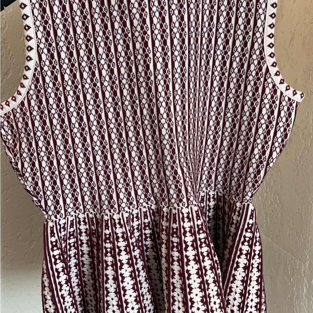 Kate Spade Maroon & White with Gold zipper , Sleeveless Blouse